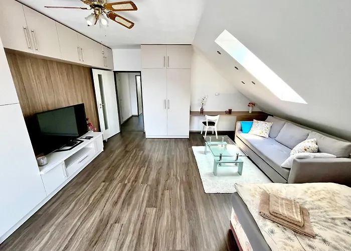 Holiday Apartment Zabovresky